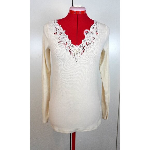 Express Ribbed Lace-Trim V-Neck Long Sleeve - Picture 1 of 8